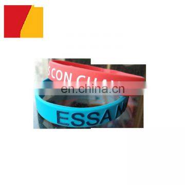 Wholesale Cheap Promotional Silicone Wristband/Bracelets