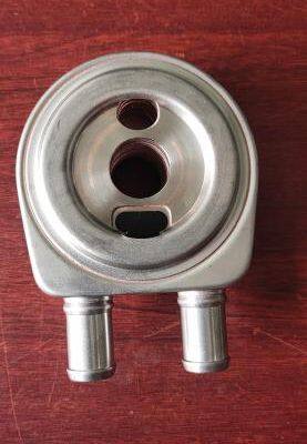 20412972 Transmission Oil Cooler for Volvo FH12 FH16 Oil Cooler Assembly OEM# 1676178 . Oemember