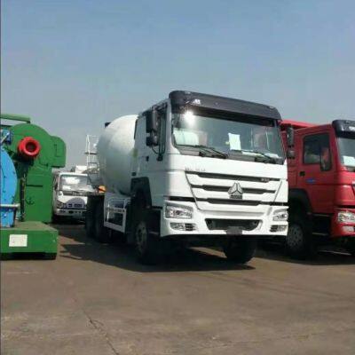 Sinotruk Howo 14m³ Volume Mixer Truck