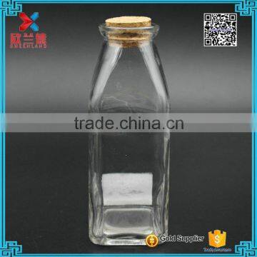 High quality 320ml beverage packing juice glass bottle with cork wholesale