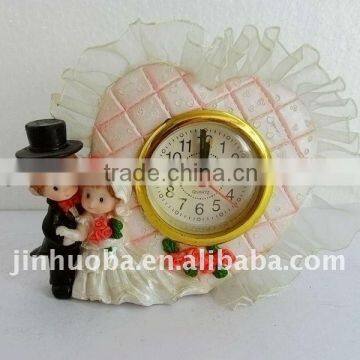 Resin mini love couple figurine wedding with clock/ photo frame