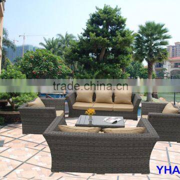 MODERN DESIGN ROUND WICKER GARDEN SET