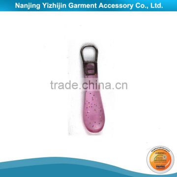 China Wholesale Custom Metal and Plastic Zipper Puller