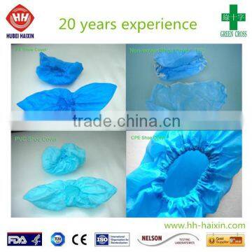 Disposable non woven shoe cover with dot sole