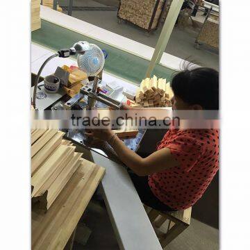 China Supplier Canvas Stretcher Bar Painting Use Wood Frame photo-5