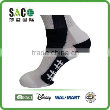 Well Pattern Black Coarse Drill White Nylon Sports Socks