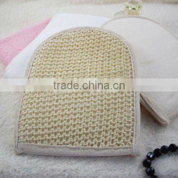 massaging sisal bath glove