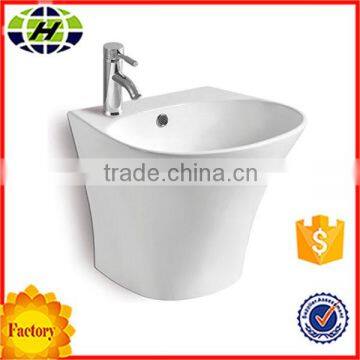 bathroom 2016 new ceramic wall hung basin