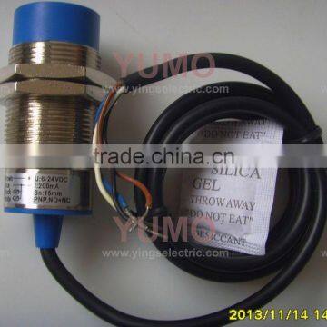 YUMO LM30 PNP NO NC Range 15mm Inductive Proximity Sensor LM30-3015PC photo-2