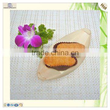 Preferential Disposable Pine Bark Wooden Boat Serving Tray photo-4
