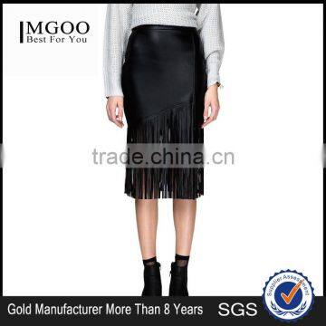 MGOO New Arrival OEM Services Women Black Faux Leather Midi Slinky Skirts With Tassels Bottom 15145A033