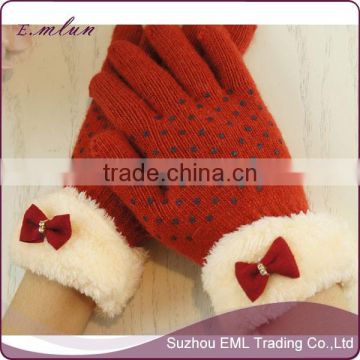 Womens made china wholesale gloves winter cheaper/winter knitted gloves