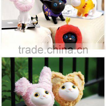 R1910H Black and White Kitten Piggy Bank Creative Ornaments Vinyl Doll for Christmas photo-3