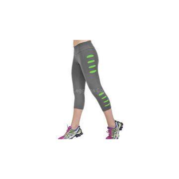 Slash Leg Capri Leggings In Grey