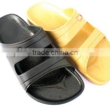 PVC Air-blow Slipper Injection Machine photo-3