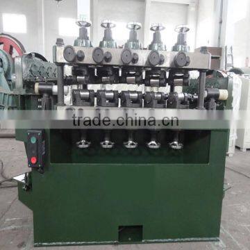 steel pipe straightening machine