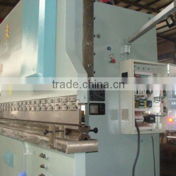 WC67K-250T/4000 cnc hydraulic press brake machine