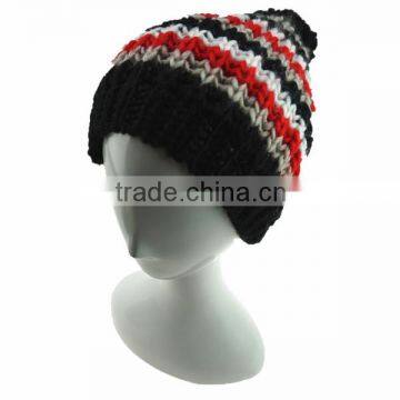 Cute Pom Pom Knit Hat Free Knitting Pattern Hat Beanie photo-3