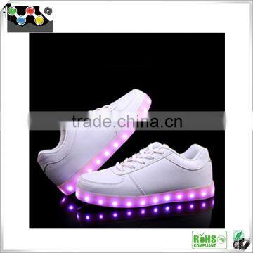 High Quality LED Flash Men And Woman Comfortable Casual Shoes Necessary For Summer