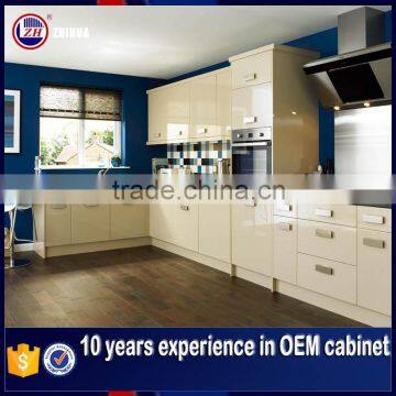 Guangzhou Zhihua Lacquer Painted Light Color Kitchen Cabinet photo-2