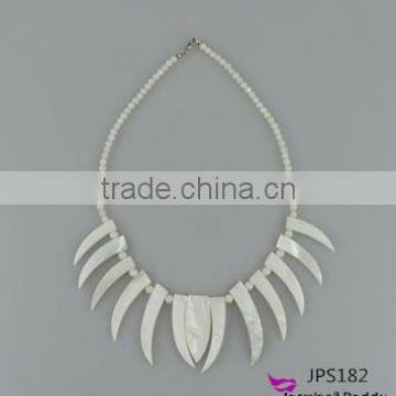 Different bead necklace round beads pointed bead piece necklace