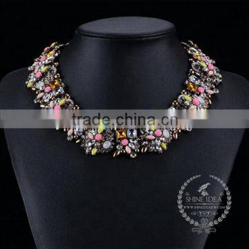 High Quality Vintage Colorful Rhinestone Chunky Statement Necklace Tin Alloy Fashion Women Pendant Necklace 6390053 photo-3