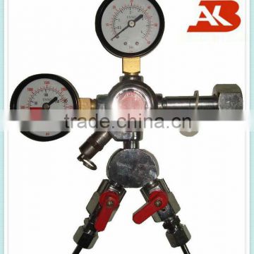 CO2 carbon dioxide gas pressure regulator with double double gauge