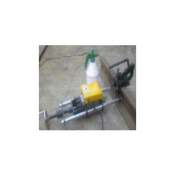 Manual?rail drilling machine