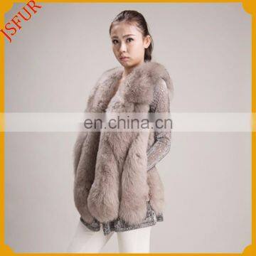Hand Make Pluffy Hot Sale Girls Fox Fur Sleeveless Vest photo-2