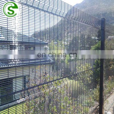 Hot sale V bend Clear Vu Anti Climb Fence with top spikes