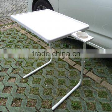 2014 popular new design good quality cup holder plastic table mate