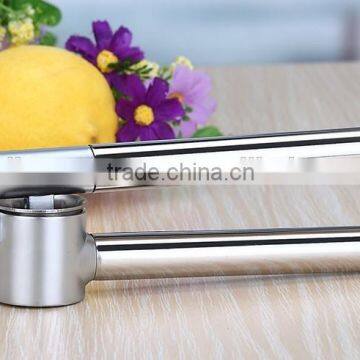 2016 Hot New Products Stainless Steel Garlic Press photo-6