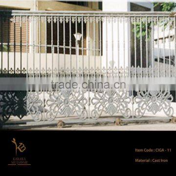 Vintage Cast Iron Gate_CIGA -11