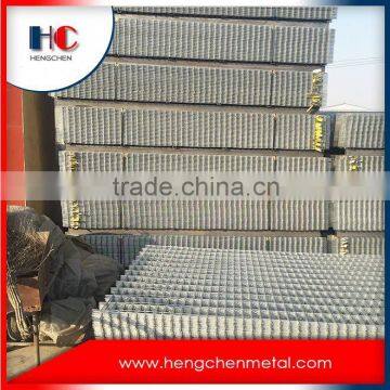 Anping hot dip galvanized wire mesh fence