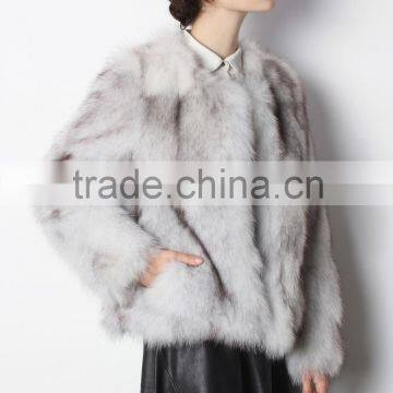 Wholesale Real Natural Silver Fox Fur Short Coat for Winter Elegant Women with Cheap Price