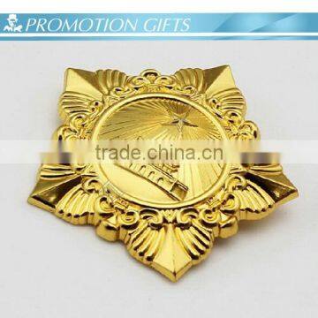 custom pin badge gold plating five star badge