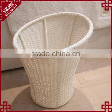 Durable white plastic rattan round laundry basket for home or hotel