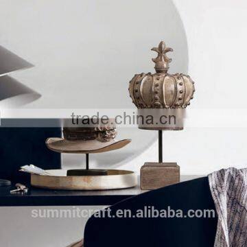 Crown Decoration Resin Vintage Crown Figurines photo-3
