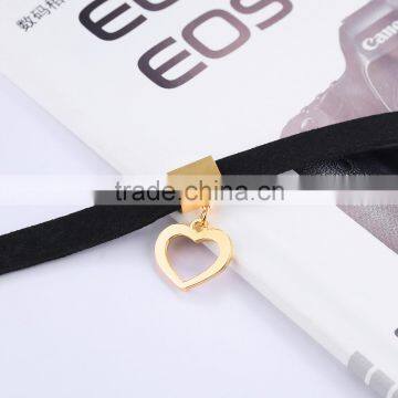 Gothic Choker Necklace For Women Hollow Heart Pendant With Smooth Flannel photo-4