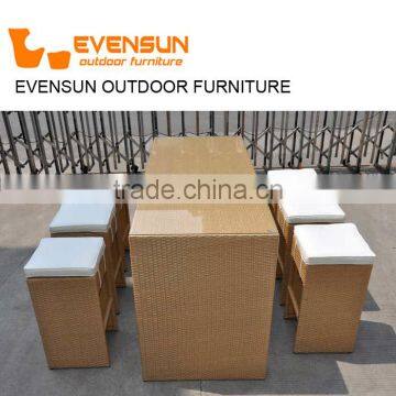 China EVENSUN Rattan Outdoor Wicker Long Bar Table Outdoor Bar Stool photo-2