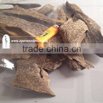 High Quality Oud Wood Chips Manufacturer