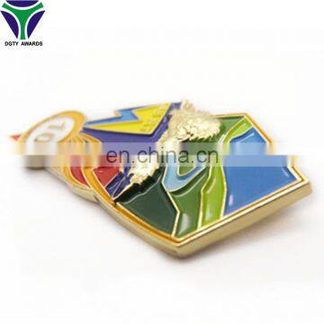 Top quality Metal gold plating lapel pin making machine make metal pin badge