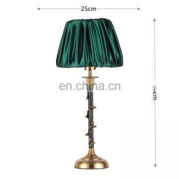 Hot Sale Hotel Home Decor Gold Metal Table Lamp Luxury Classic Resin Desk Lamp photo-6