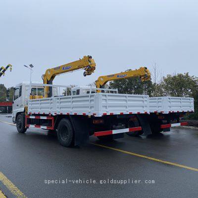 Dongfeng 5-ton Crane Mounted Lifting and Transportation Vehicle