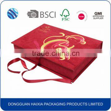 High-end Chinese Embroidery Logo Cardboard Gift Box, Top Grade Velvet Folding Packaging Box with Ribbon