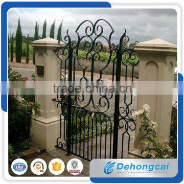 Elegant and pastoralism wrought iron gate for your yard