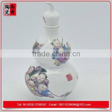 Hand-painted design gourd shape ceramic wine bottle