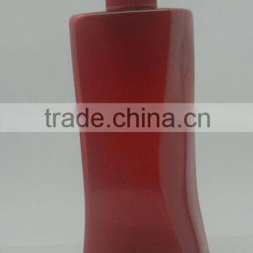 red bottle for cosmetics In 8 oz/fl (236 ml) to be used for cosmetic products