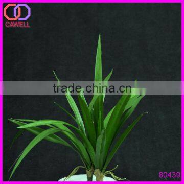 decorative artificial green leaf