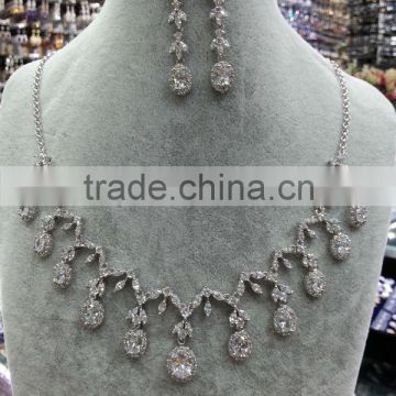 Royal collection wedding jewelry set